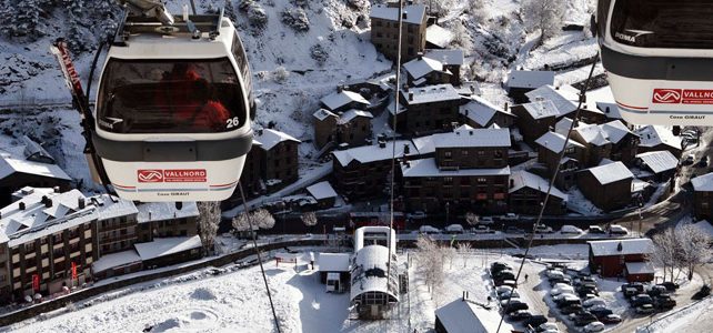 View of Arinsal from the gondola